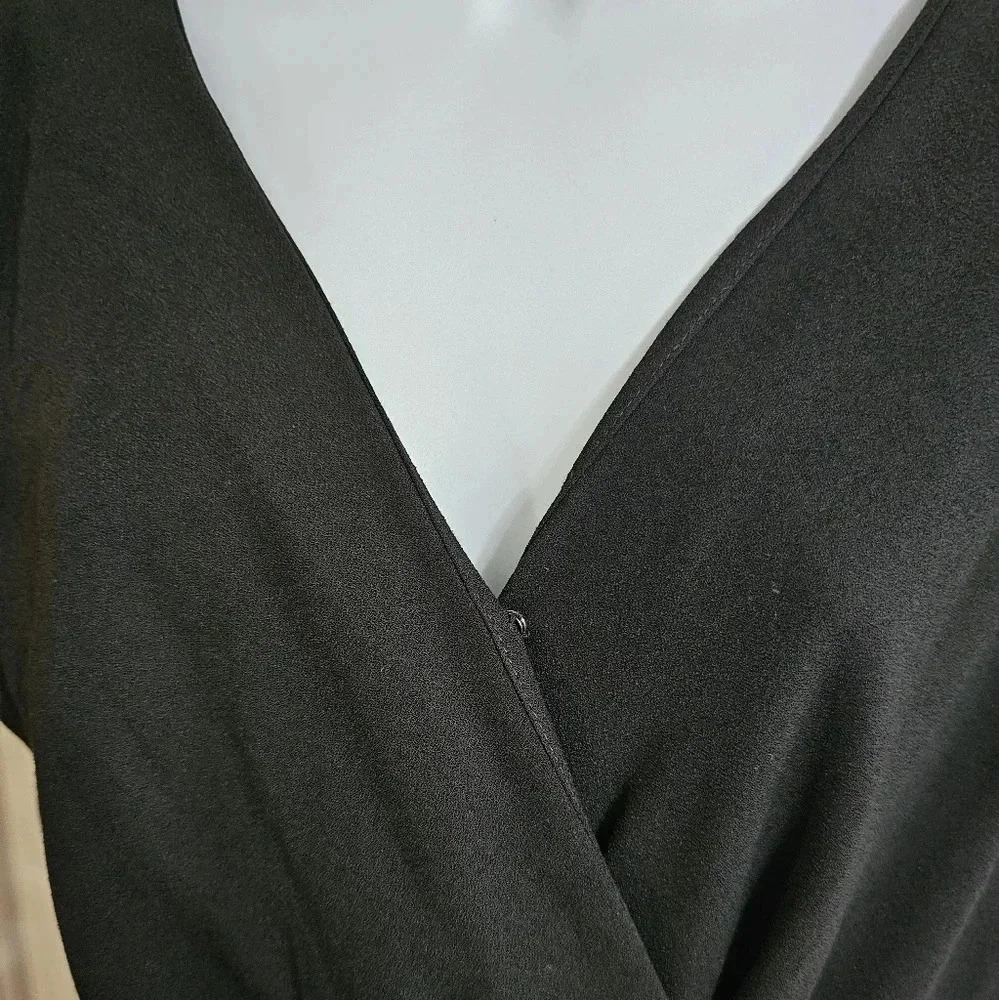 LOFT Outlet Black Short Sleeve Wide Leg Jumpsuit Size 6 Classic Career Preppy - Picture 3 of 9